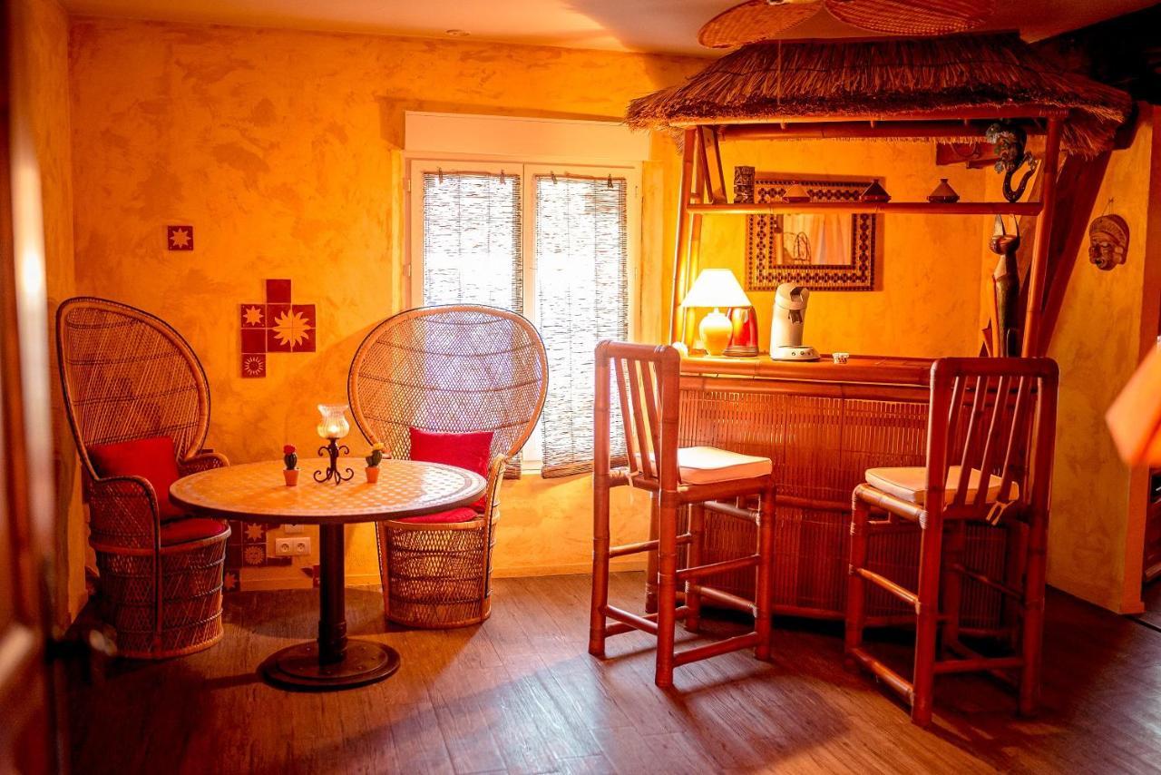Bed and Breakfast Domaine De La Croix Du Vexin Themericourt Экстерьер фото